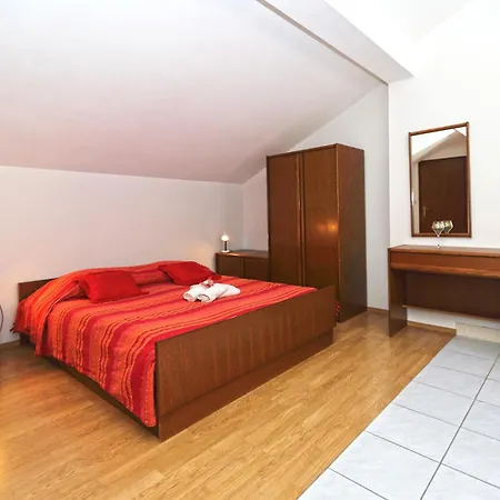 Katarina's Garden * 赫瓦尔