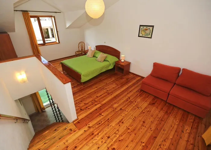 Katarina's Garden フヴァル